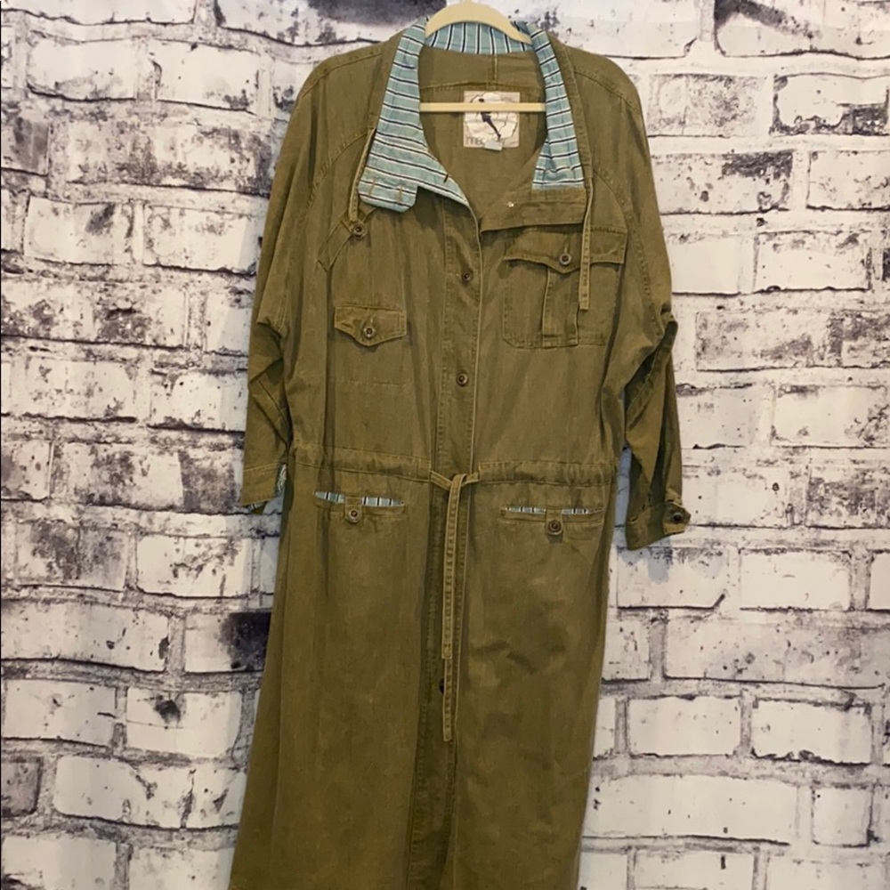 Inner view- Green jacket/ duster